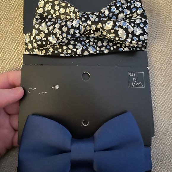 H&M Other - Clip on bow ties set of two one blue and one floral